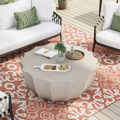 Table basse pour l'intérieur et l'extérieur