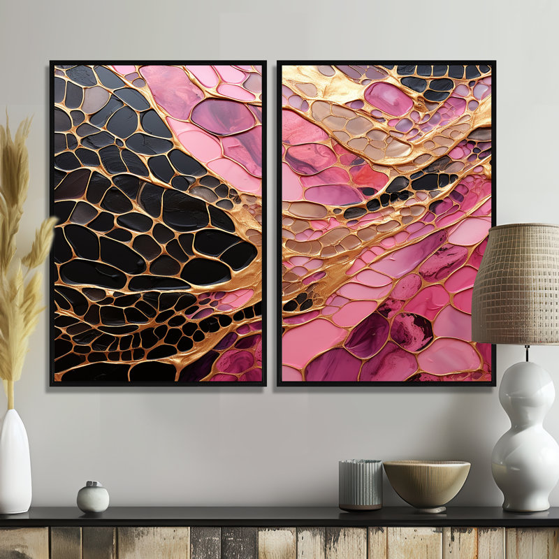 Doretha - Pink Wall Art, Impression encadrée flottante sans passe-partout, Noir, H 36 po x l 48 po