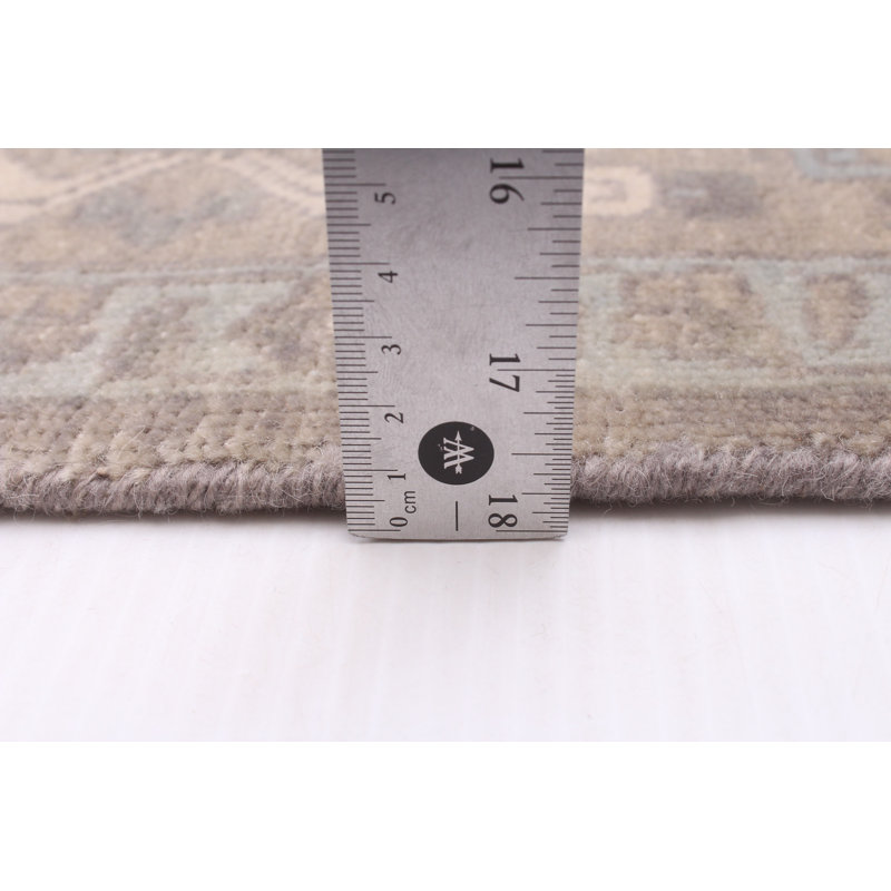 Tapis gris foncé 6 pi 2 po x 8 pi 9 po Peshawar Finest