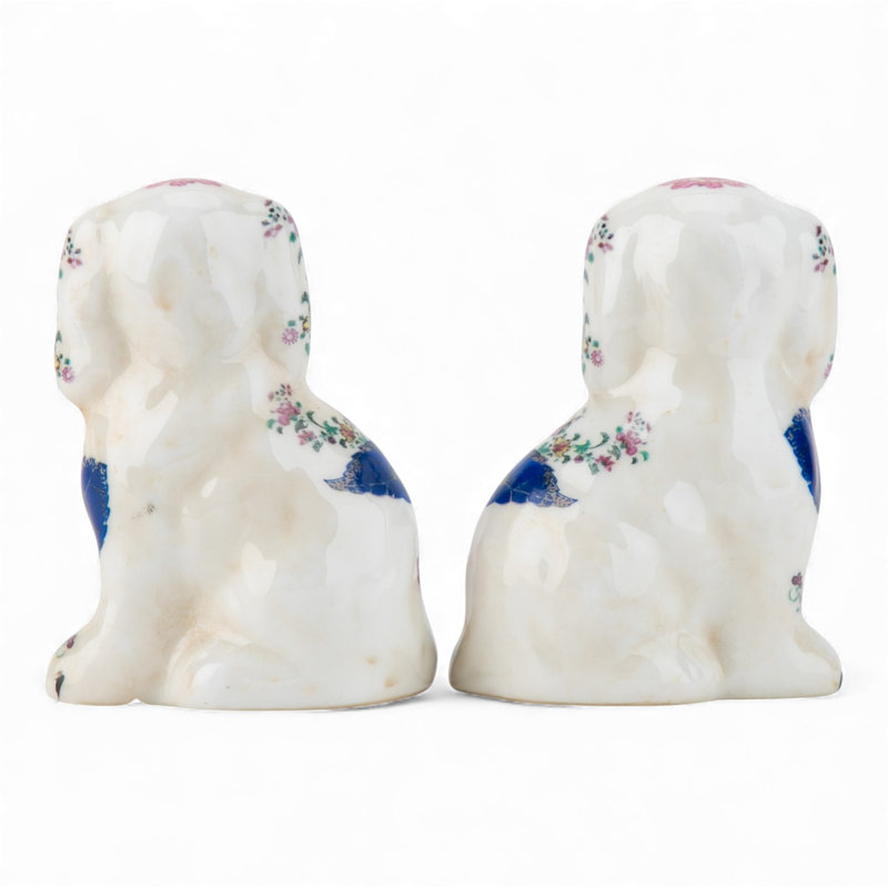 Small Tobacco Leaf Staffordshire Style Dog Figurines Pair