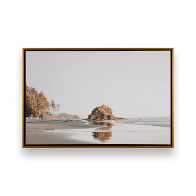 «Coastal Elegance On Canvas» par Krista Mosakowski, reproduction
