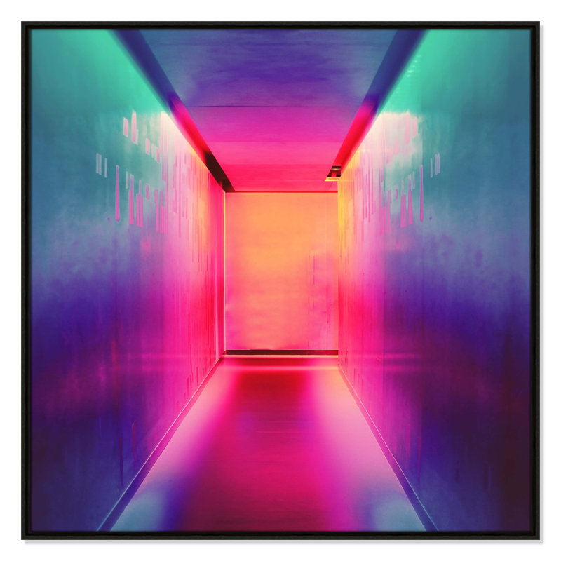 «Neon Wonderland I» par Efe Kurnaz, H 37,5 po x l 37,5 po x P 2 po, Cadre flottant espresso
