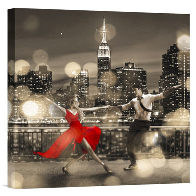 " Dancing In The Moonlight "