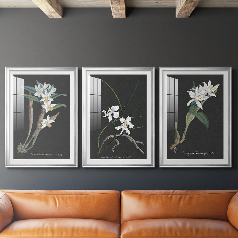 Orchidée sur ardoise I - reproduction sur mesure encadrée de qualité supérieure - 3 pièces, H 21 po x l 30 po