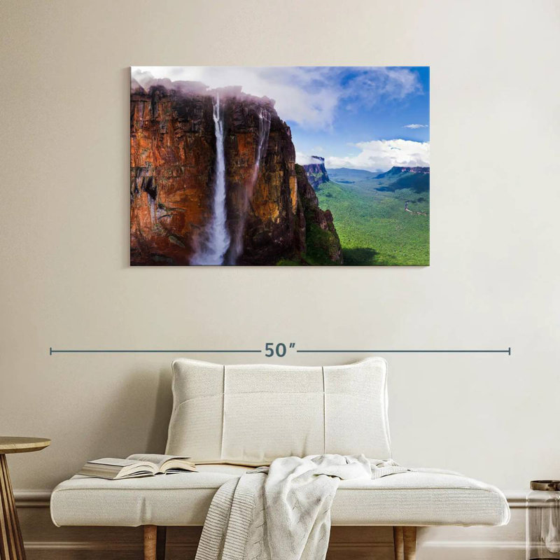 Alvord Wispy Angel Falls, H 26 po x l 39 po
