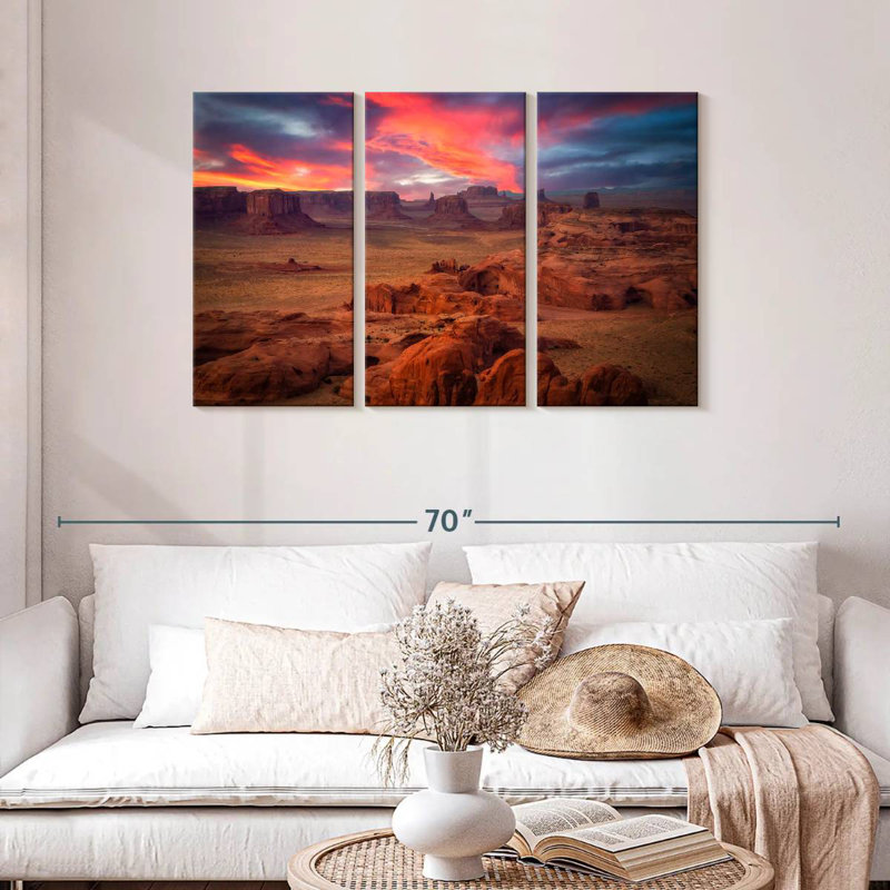 Alvord Hunts Mesa, 20" H x 33" W