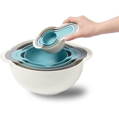 13-piece Plastic Nesting Mixing Bowl Set