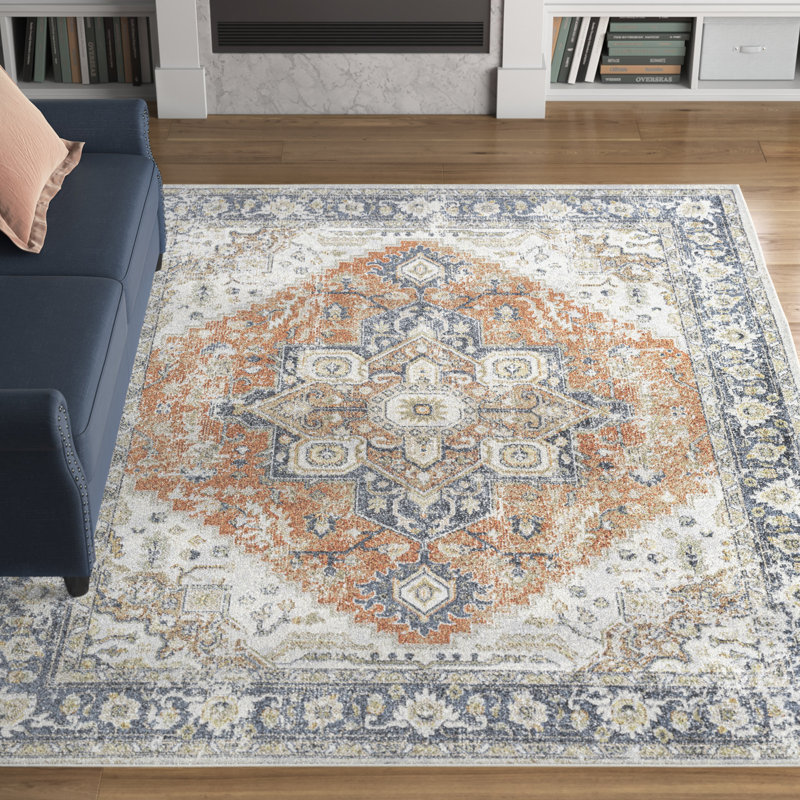 Tapis oriental en polyester tissé à la machine bleu foncé / rouille Bejarano Kirklin, Rectangle 6 pi 7 po x 9 pi