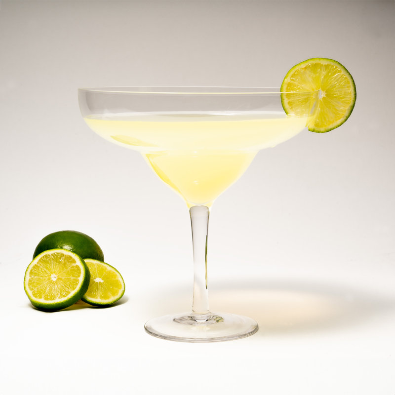 Verre à margarita géant de grande qualité Big Betty - Grande Betty, peut contenir jusqu'à 8 margaritas, cadeau amusant pour les amateurs de margarita, parfait pour les fêtes, les célébrations et les événements - margarita