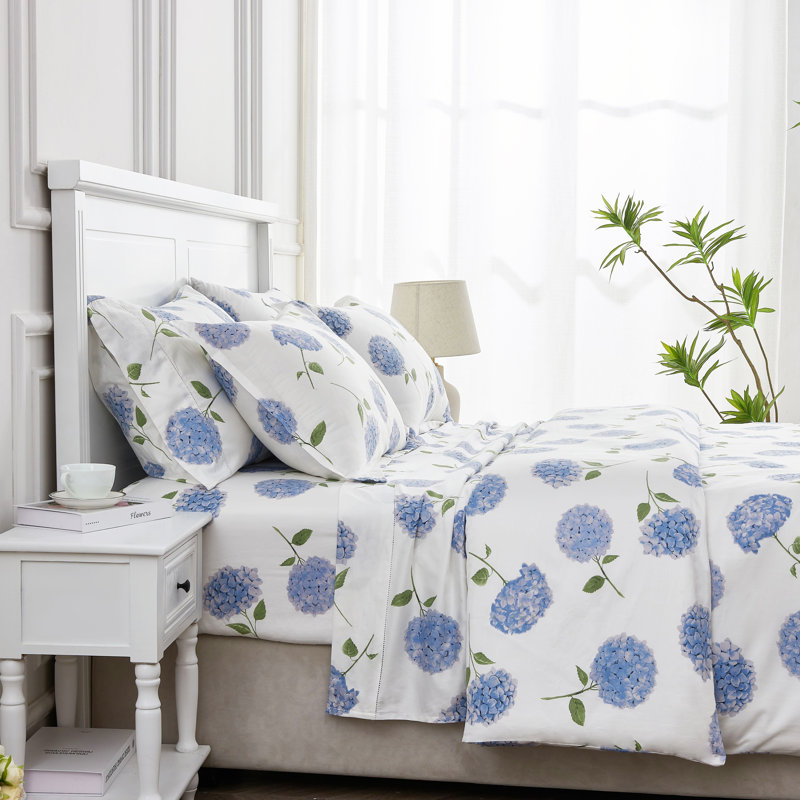 Audrina Floral Duvet Cover, Queen Duvet Cover + 2 Standard Sham, Blue