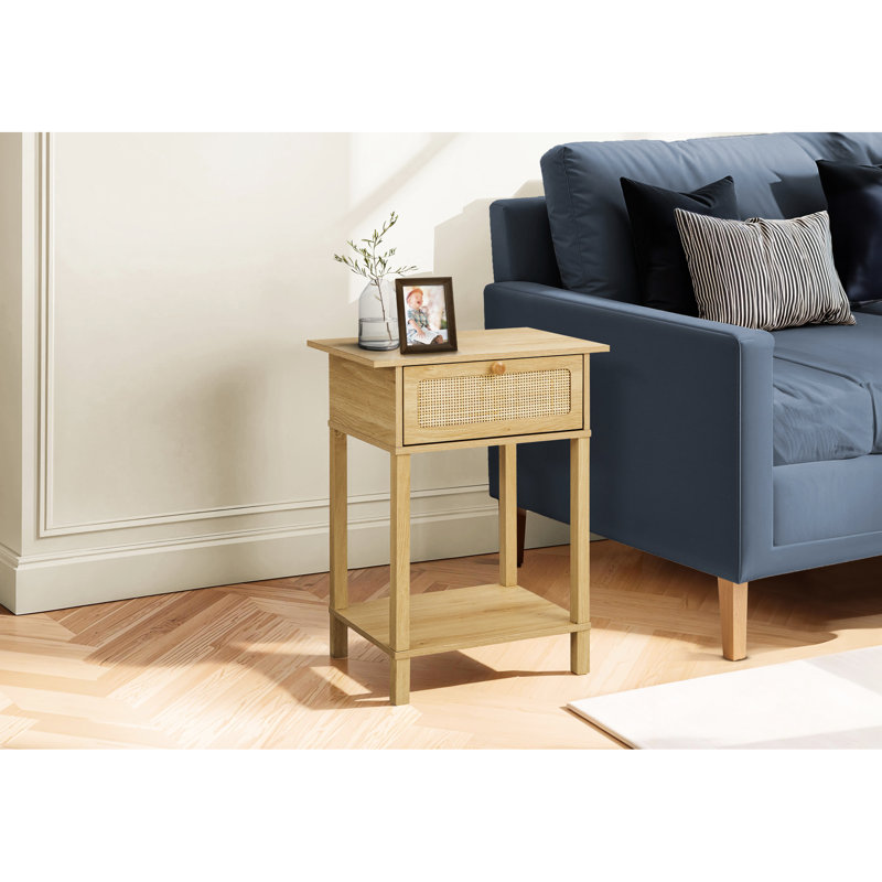 Table de chevet à 2 niveaux avec stratifié naturel et panneau pour le rangement de la chambre à coucher, tiroir de rangement pratique et pratique de 24 po de hauteur, ou table de chevet