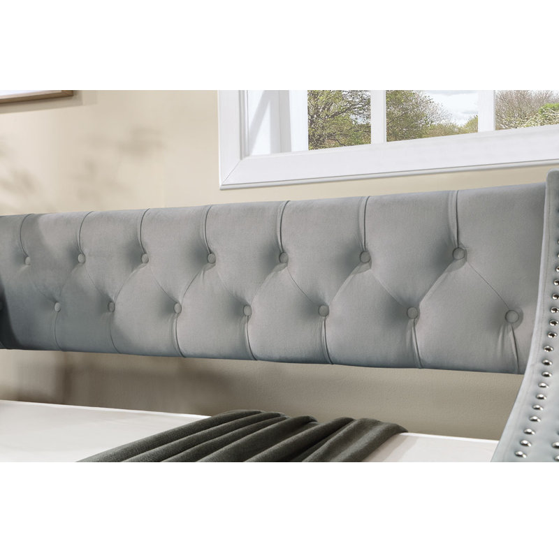 Darikson Extendable Fabric Upholstered Daybed, Gray, Full