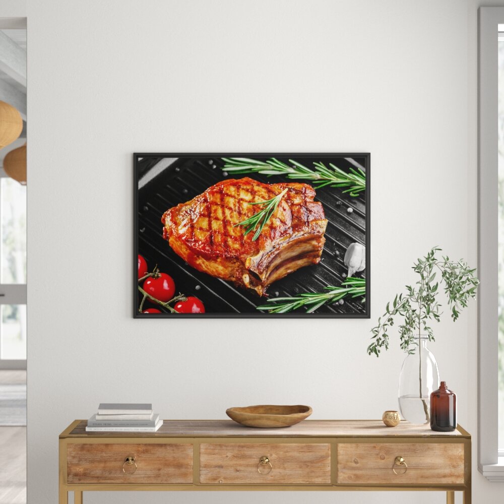 Gerahmtes Wandbild Rumpsteak auf Grill