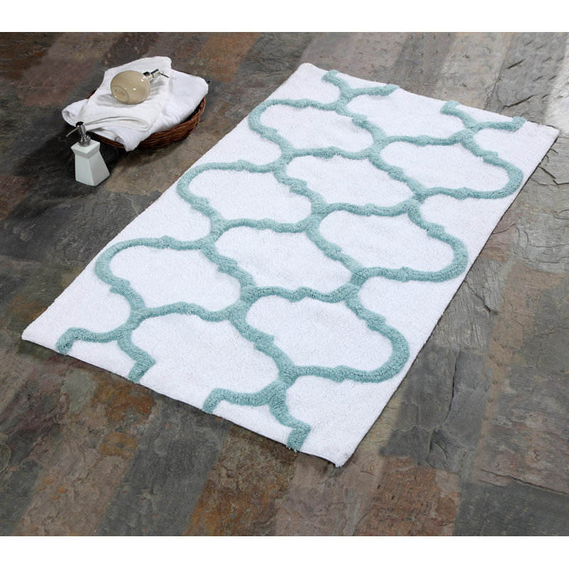 White and Blue Cotton Geometric Bath Rug Set