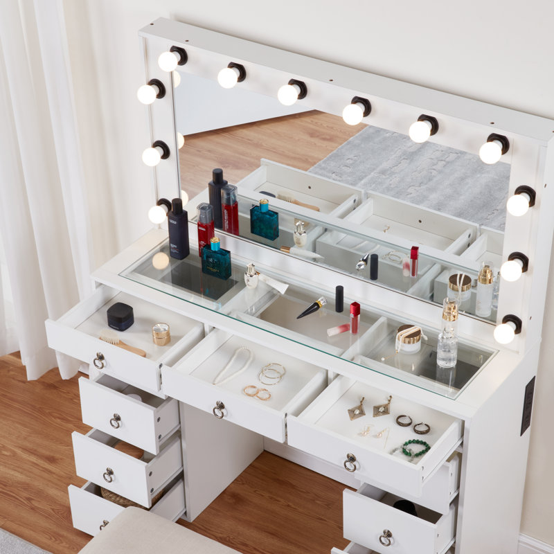 Coiffeuse à 11 tiroirs avec lumières Bononia