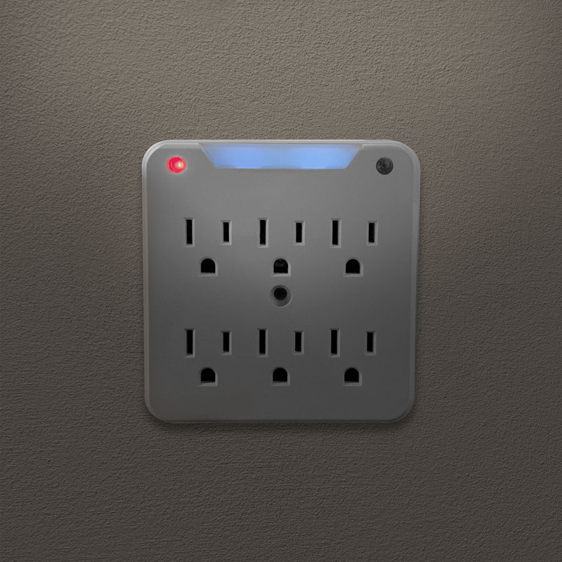 Stanley SurgePro 6-Outlet Surge Adapter with Night Light 