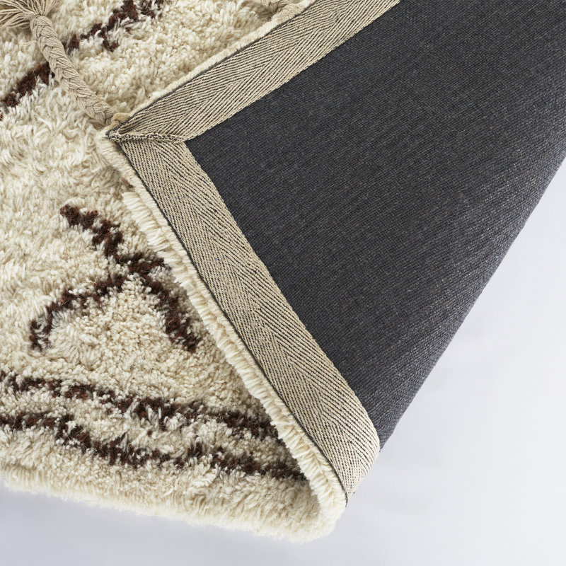 Prima Moroccan Wool Tassel Area Rug, Rectangle 6' x 9'