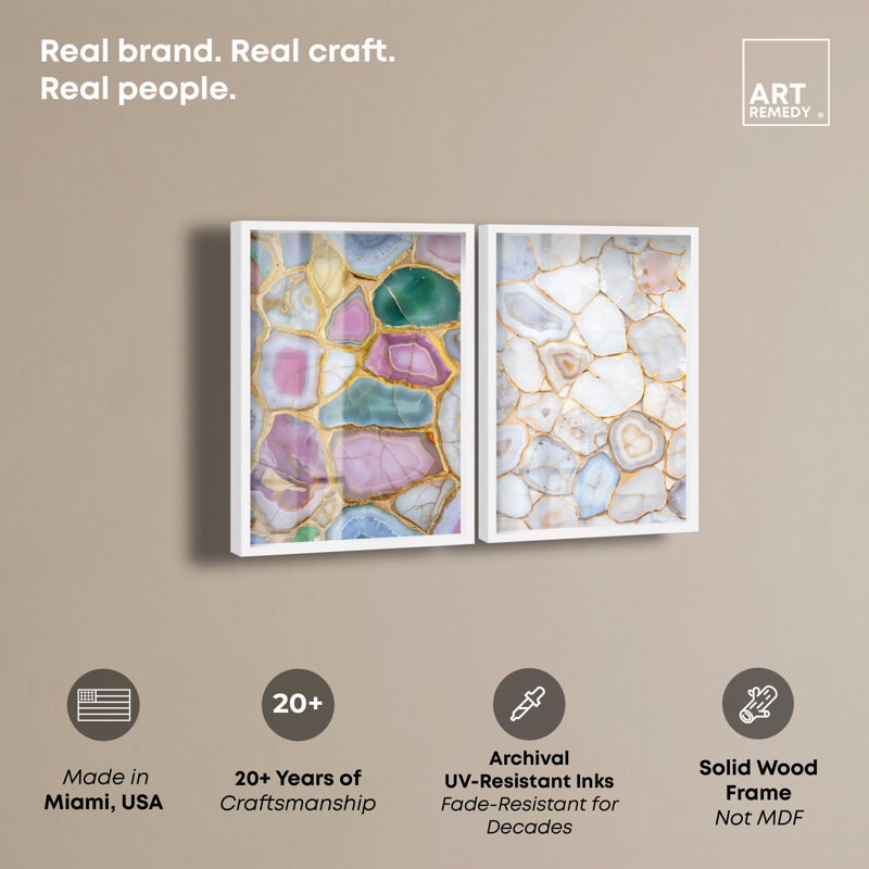 «Golden Luxe Minimalist Set Geode Shadowbox» par Art Remedy, H 26 po x l 36 po, Blanc