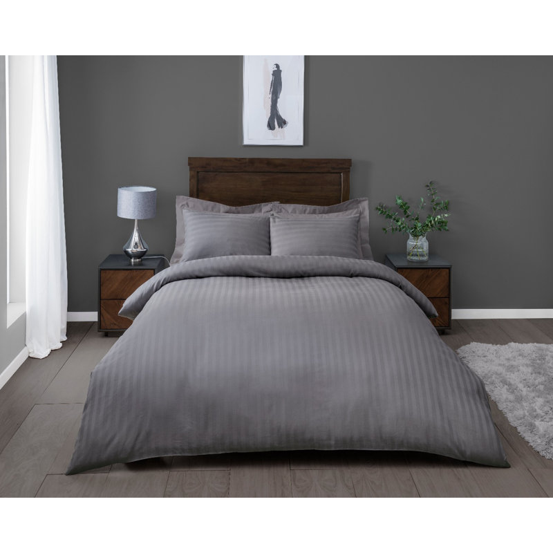 Jekhi Polyester Striped Duvet Cover Set with Pillowcases, Super King - 2 Standard Pillowcases, Grey