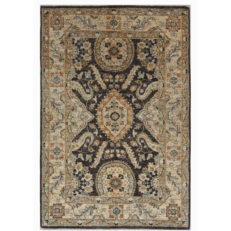 Tapis noir et ivoire de haute qualité noué à la main