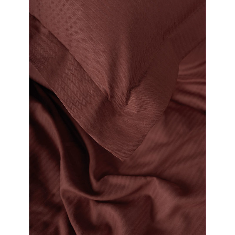 Ensemble de housse de couette double rouge Claret, 79 x 87 po | 60% Lyocell / 40% coton, lavable à la machine à 104 ° F | Comprend un drap plat de 79 po x 102 po et 2 taies d'oreiller Oxford (20 po x 28 po), une impression réactive élégante et une fermeture à boutons