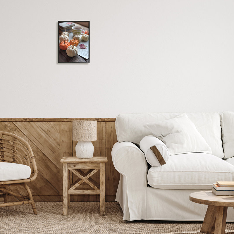 Cozy Pumpkins Scattered Leaves, Cadre noir, H 14 po x l 11 po x P 1,5 po