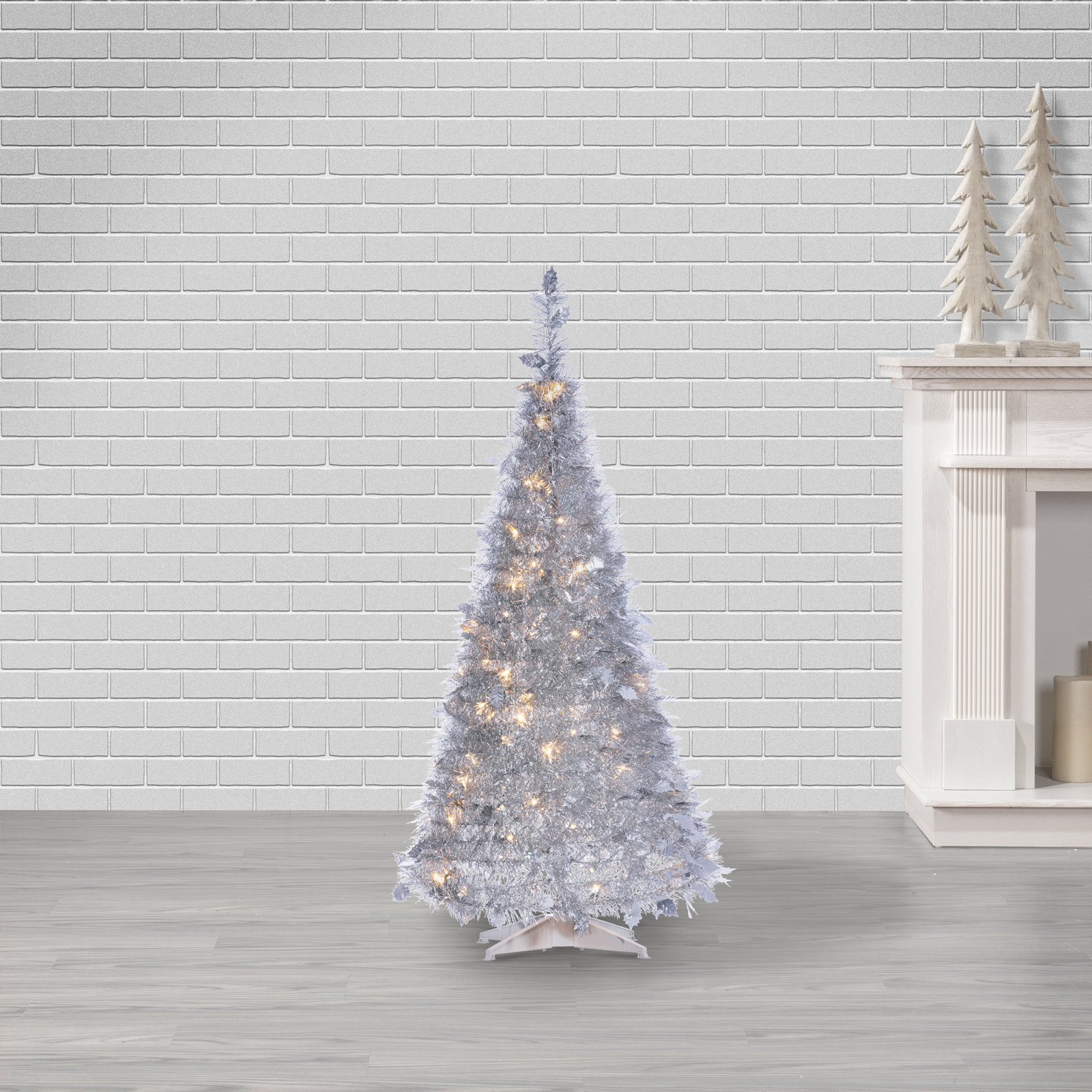 48' Lighted Artificial Pine Christmas Tree, 4'