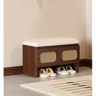 Banc de rangement ouvert en bois massif avec insertions en rotin