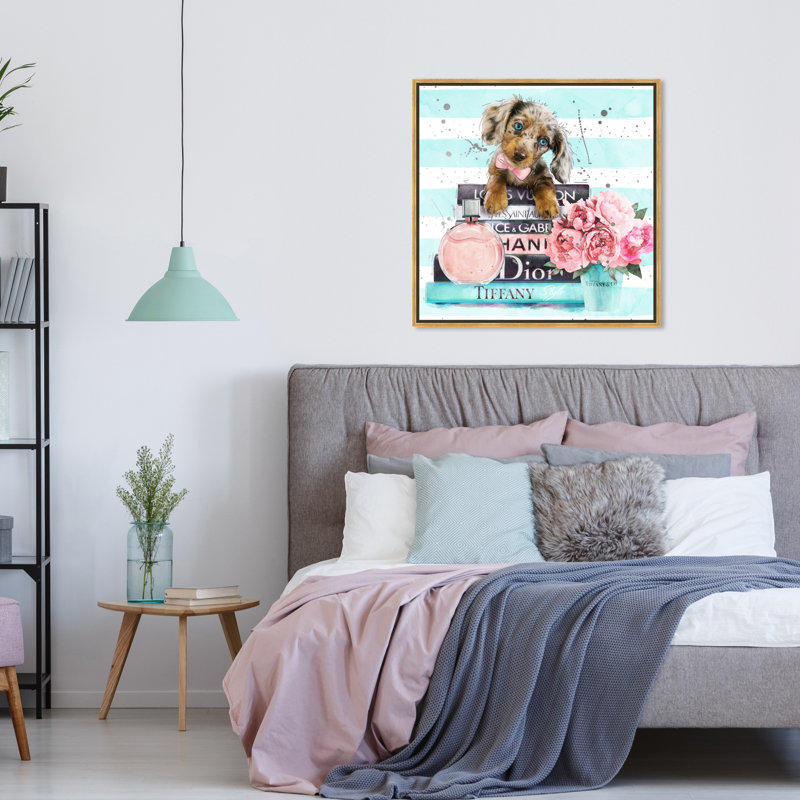«Doxie Mint Blue», impression sur toile, Cadre flottant doré, H 30 po x l 30 po