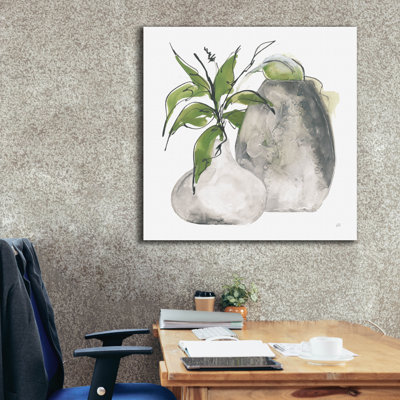«Two Vases 1» par Chris Paschke, art mural sur toile, 37 po x 37 po