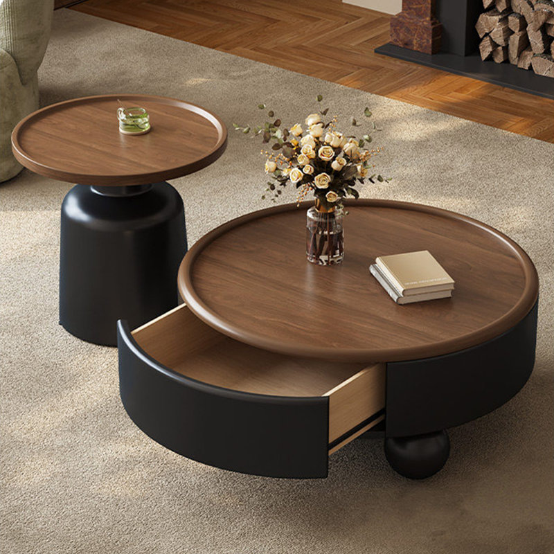 Table basse minimaliste de style Renaissance