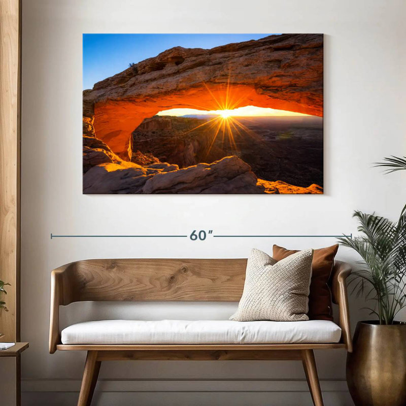 Kavia Mesa Arch Sunrise Canyonlands National Park, H 32 po x l 48 po