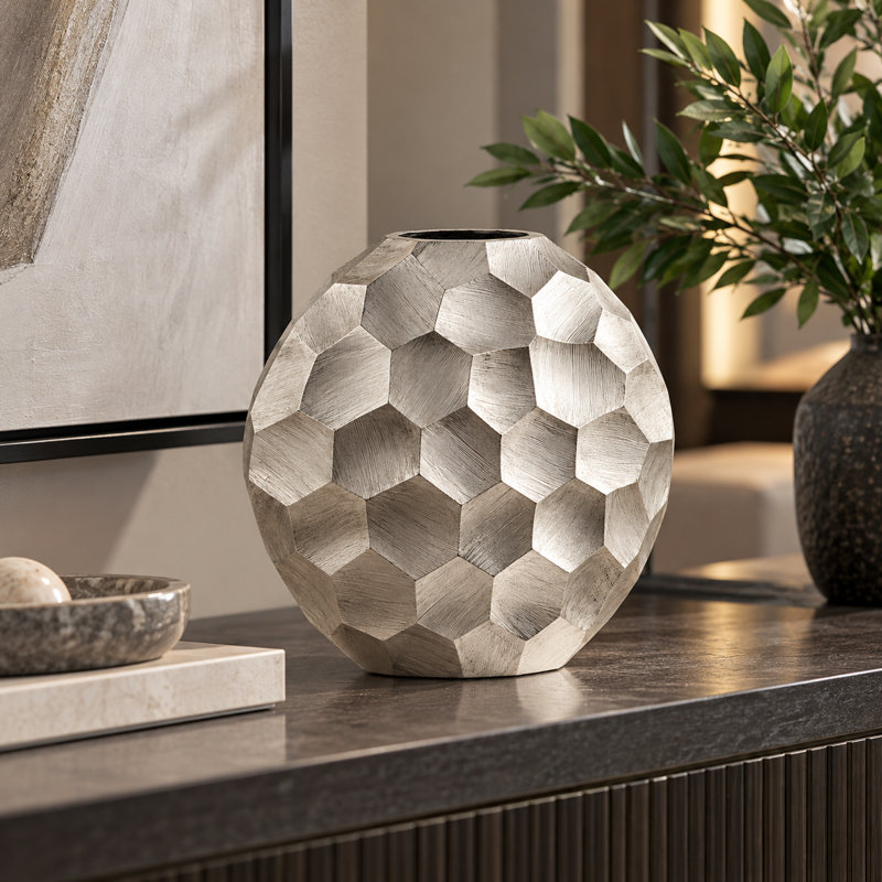 3616 Facetado Silver Round Etched Vase