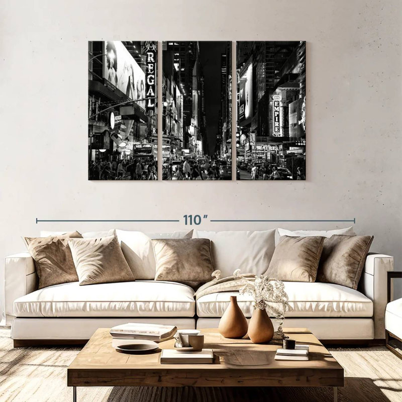 Kavia Times Square par nuit, H 48 po x l 74 po