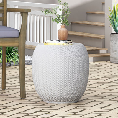 Table d'appoint d'extérieur en béton léger