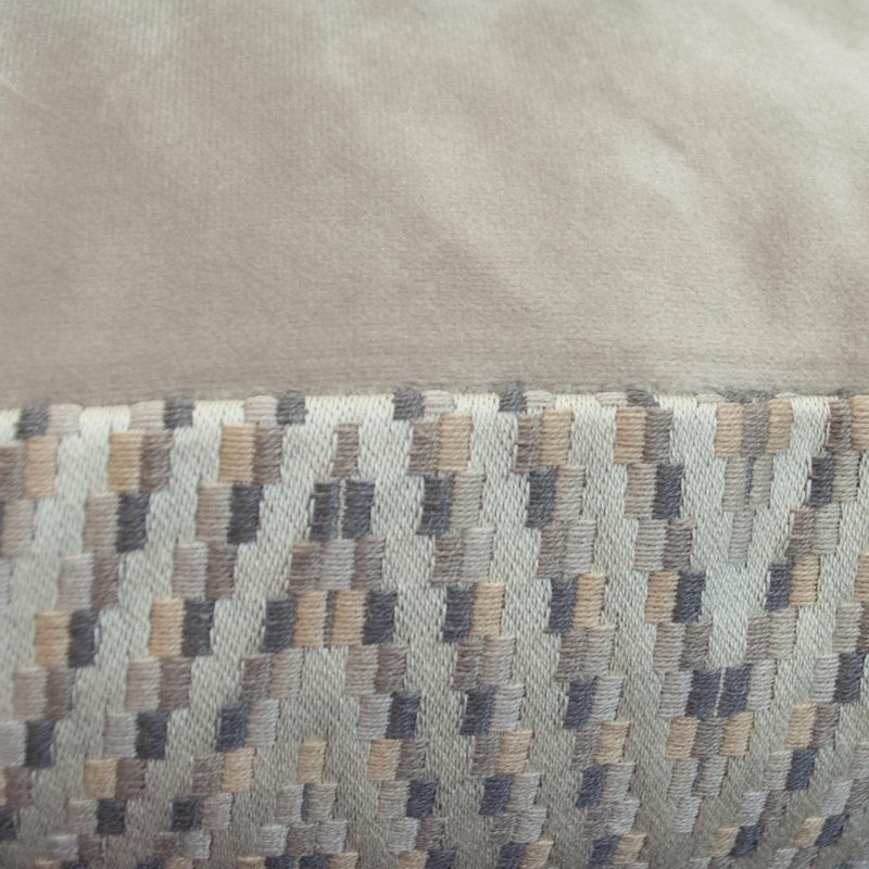 Tailles de coussins Thomas Collection®, 18" x 18"