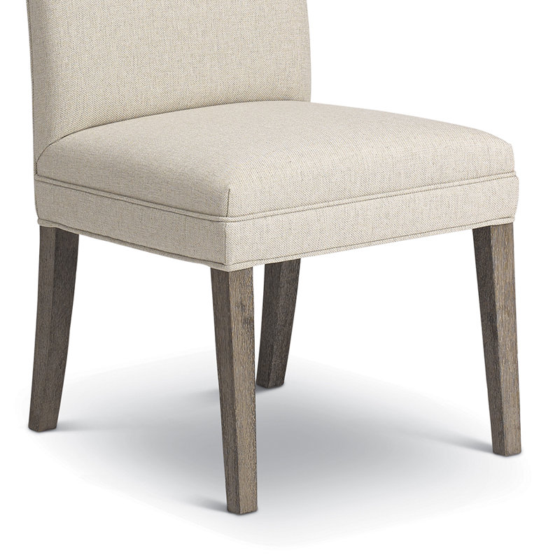 Chaise parsons rembourrée à dossier solide, Tissu performance beige défense, Miel et bouleau