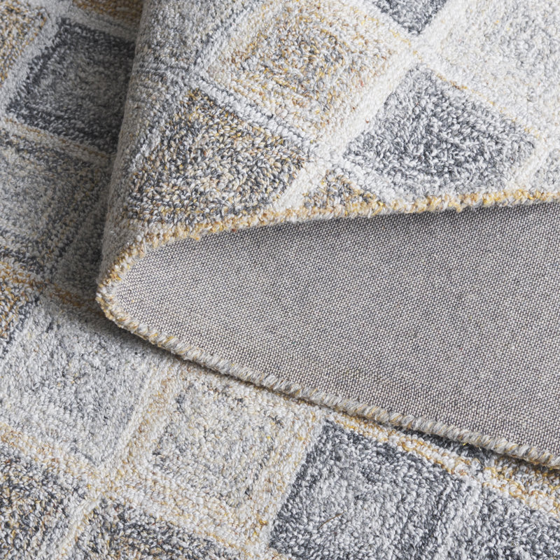 Thaissa 802 Area Rug In Beige / Grey, Rectangle 3' x 5'