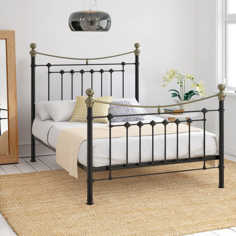 Hudson Bed, Double (4'6), Satin Black