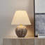 Lampe de table moderne transitionnelle 14,5 "de haut avec abat-jour en tissu-129225358