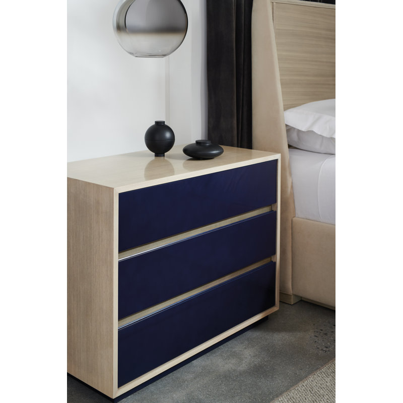 Da Vita Upholstered Wingback Bed, King