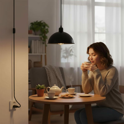 Luminaire suspendu à brancher, luminaire suspendu de 13,1 pi avec cordon d'alimentation, interrupteur marche / arrêt, poulie réglable, lampe dôme industrielle de base E26 pour table, plante d'intérieur, lumières de culture, îlot de cuisine, évier, chambre à coucher, salle à manger, bar