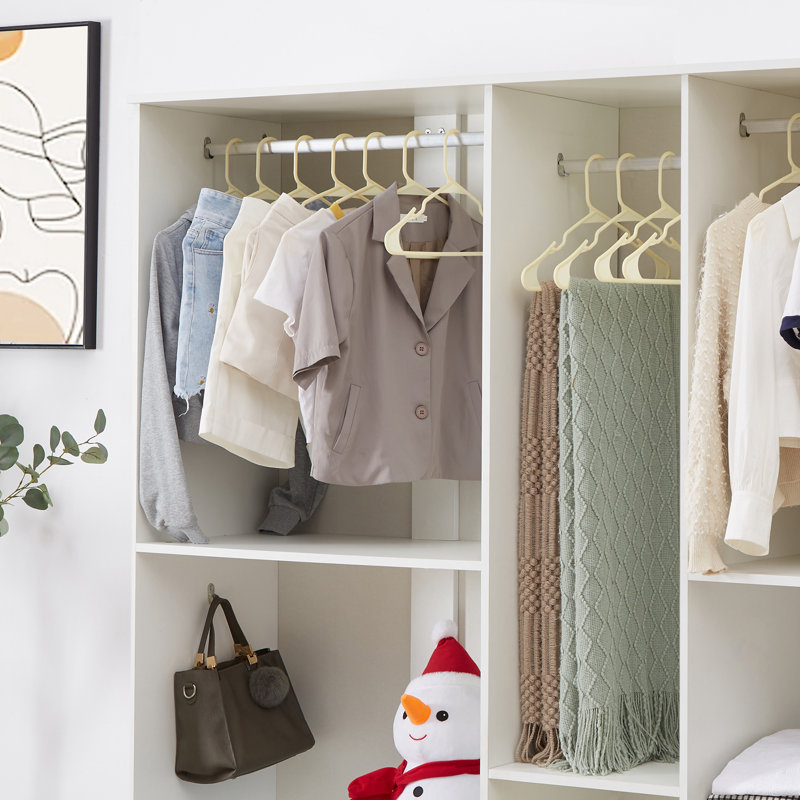 Cintre standard en plastique antidérapant Malieya, Beige