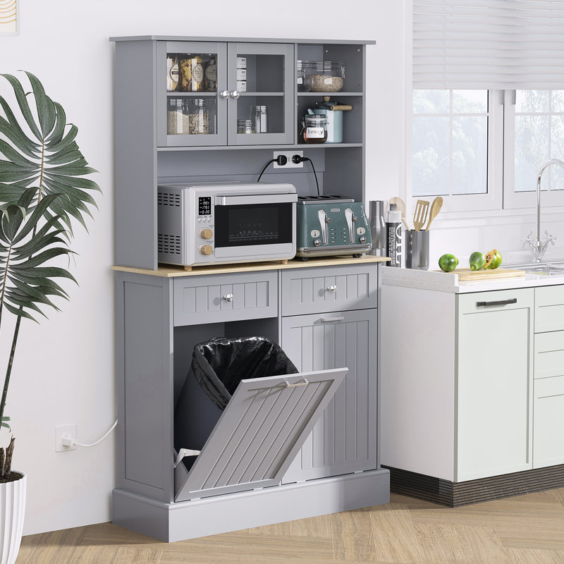 Garde-manger de 68 po gris avec point de charge. Portes de rangement autoportantes en verre et tablette réglable. Pour diverses utilisations. 2 armoires à ordures inclinables. Prises de courant et ports intégrés. Spacieux