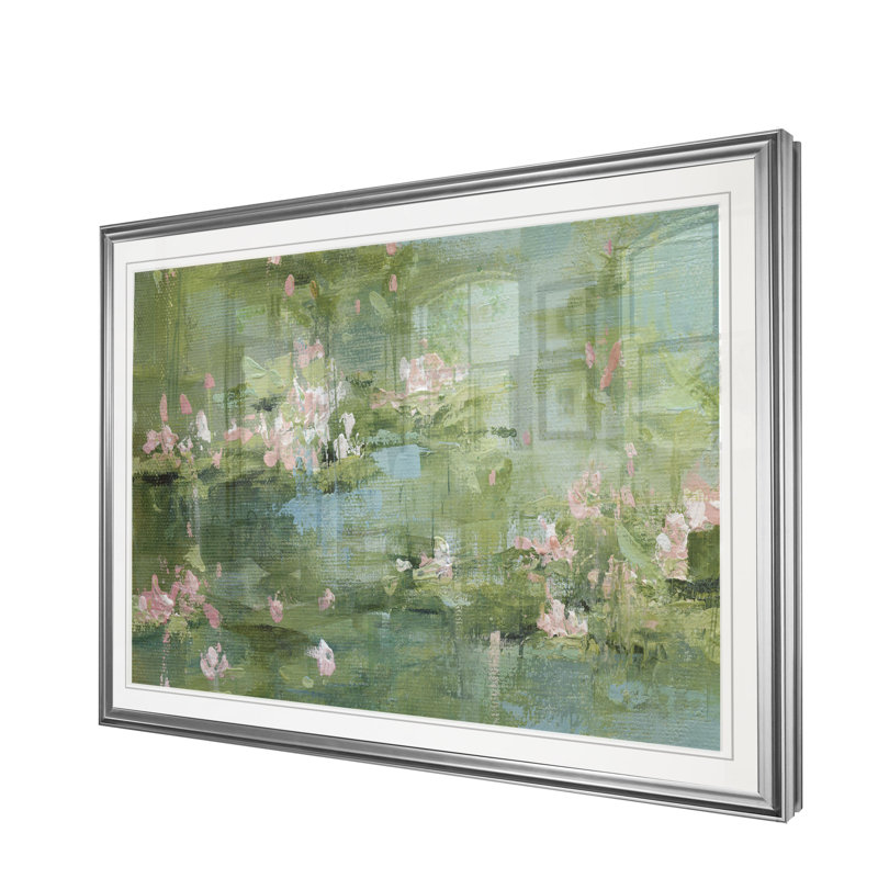«Celadon Waterlilies I», reproduction, H 20 po x l 24 po x P 1,5 po, Cadre argenté