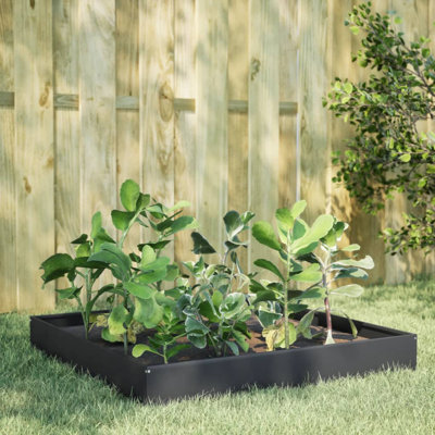 Aryonna Planter Box