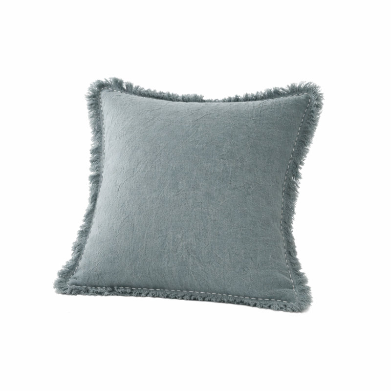 Coussin décoratif en lin avec bords et franges travaillés à la main | 22 po x 22 po, Jade