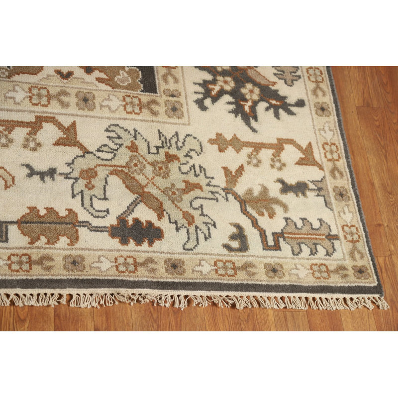 Tapis gris foncé à motif floral Oushak 8 x 10