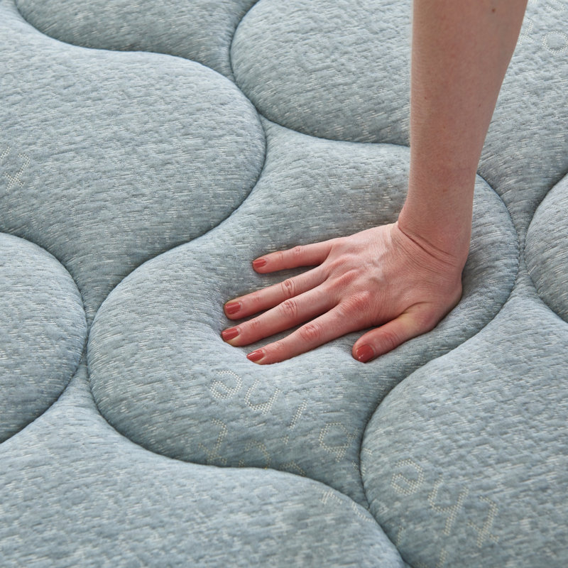Matelas hybride 12 po avec mousse viscoélastique gélifiée et ressorts ensachés, isolement de mouvement et support de bord, certifié Certipur-US