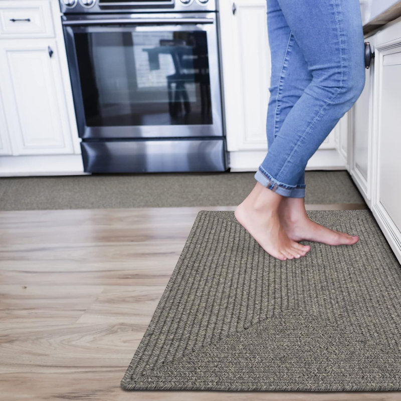 Tapis tressé intérieur / extérieur gris / brun Doherty, Tapis de couloir 1 pi 10 po x 6 pi